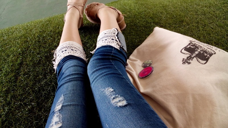�I����q�B